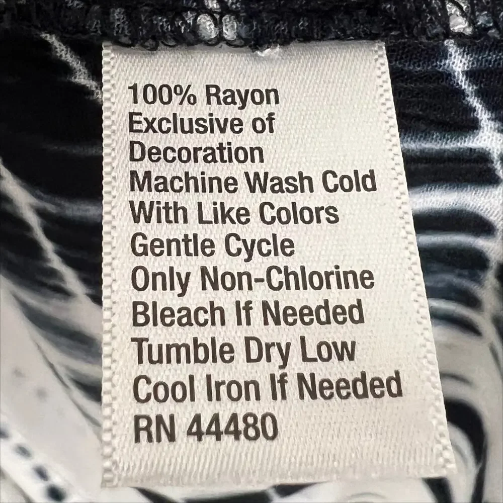 😎 Wonderly Black and White Tie Dye Embroidered Kimono Medium/Large - Picture 7 of 7